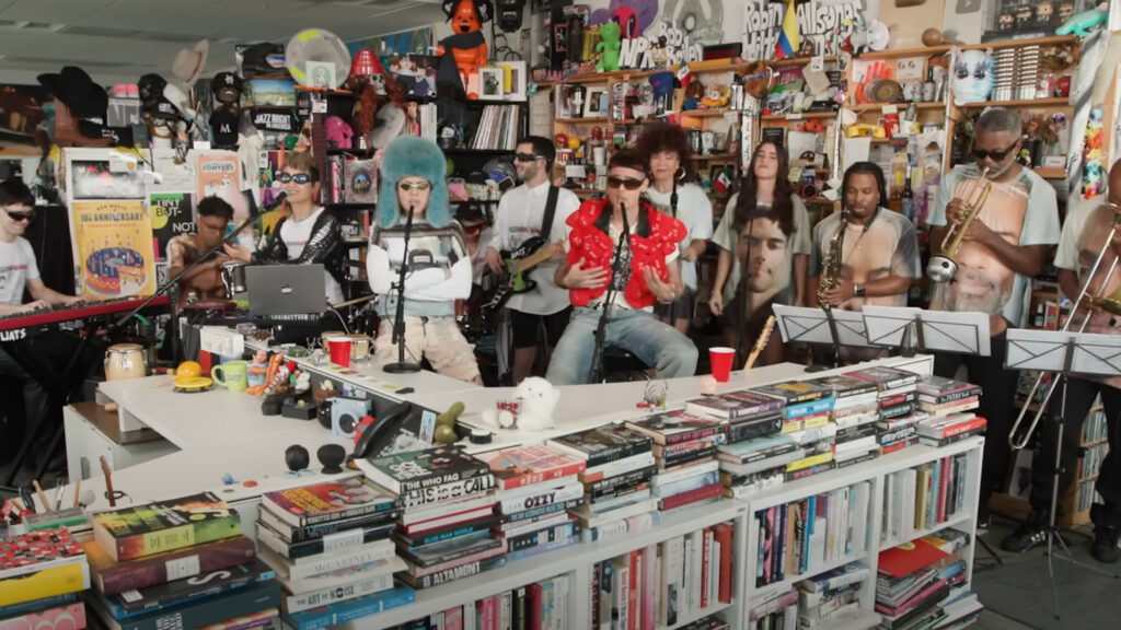 tiny desk concert - ca7riel paco amorosso