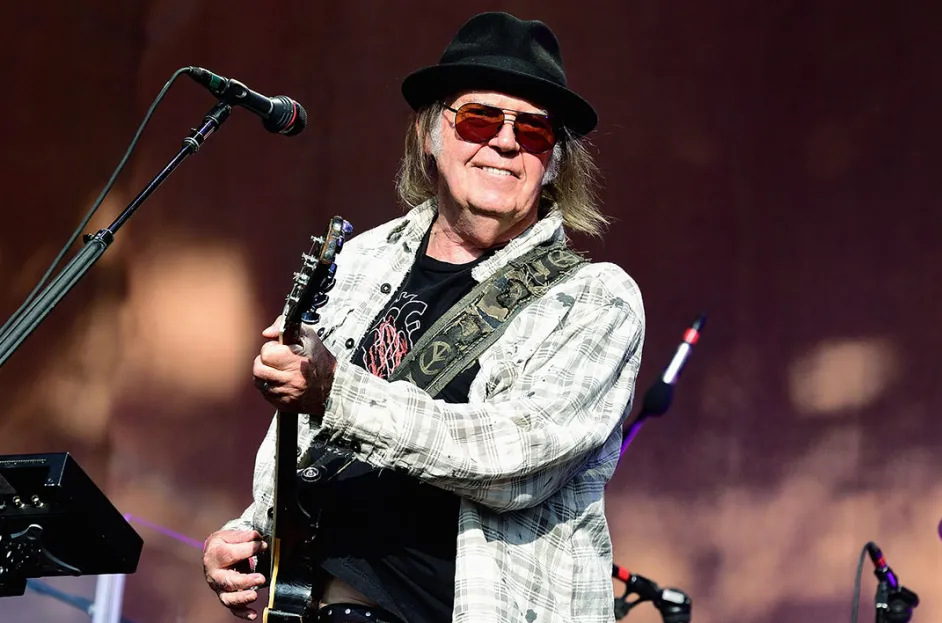 Neil Young: Free Ukraine Concert